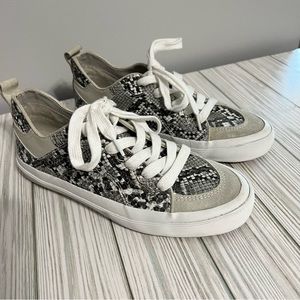 Zara Snakeskin Animal Print Sneakers